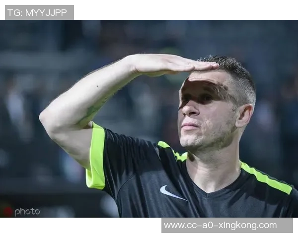 卡萨诺直言莱奥自视过高认为其薪资与表现不符