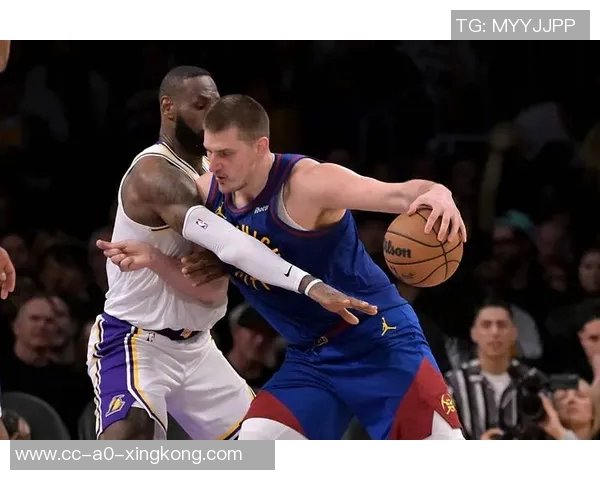 湖人双星难以独撑大局防守篮板传导球替补阵容亟待改善