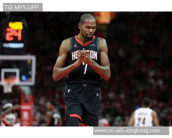 杜兰特盛赞申京回归称其具全明星潜力场均数据惊人